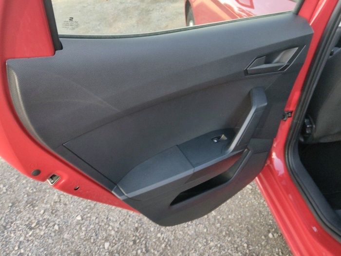 SEAT Ibiza 1.0 MPI Reference XL 59 kW (80 CV) Vehículo usado en Madrid SEAT Ibiza 1.0 MPI Reference XL 59 kW (80 CV) Vehículo usado en Madrid