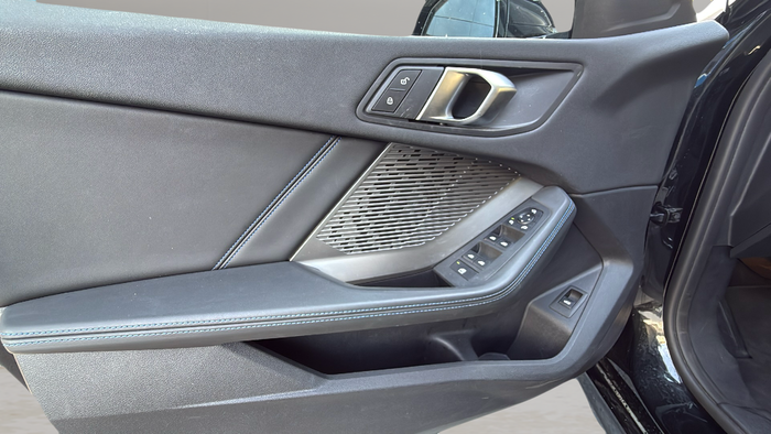 BMW Serie 1 120d 120 kW (163 CV) Vehículo usado en Madrid BMW Serie 1 120d 120 kW (163 CV) Vehículo usado en Madrid