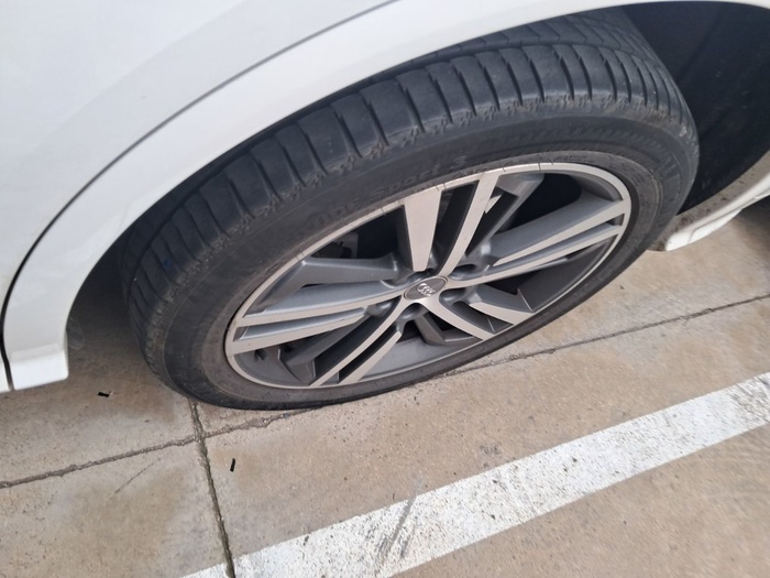 Audi Q5 S line 40 TDI quattro 140 kW (190 CV) S tronic Vehículo usado en Madrid Audi Q5 S line 40 TDI quattro 140 kW (190 CV) S tronic Vehículo usado en Madrid