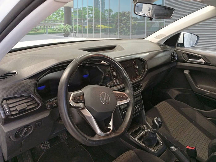 Volkswagen T-Cross Advance 1.0 TSI 81 kW (110 CV) Vehículo usado en Madrid Volkswagen T-Cross Advance 1.0 TSI 81 kW (110 CV) Vehículo usado en Madrid