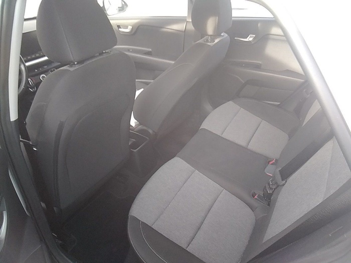 Kia Stonic 1.0 T-GDi MHEV iMT Concept 74 kW (100 CV) Vehículo usado en Madrid Kia Stonic 1.0 T-GDi MHEV iMT Concept 74 kW (100 CV) Vehículo usado en Madrid