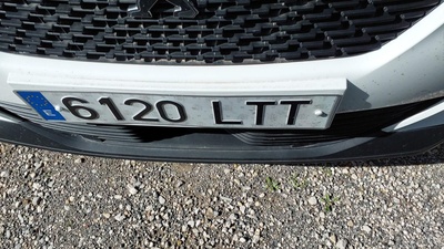 Peugeot 2008 BlueHDi 110 S&S Active Pack 81 kW (110 CV) 11 Peugeot 2008 BlueHDi 110 S&S Active Pack 81 kW (110 CV) 11