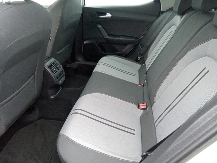 SEAT León 2.0 TDI S&S Style Go 85 kW (115 CV) Vehículo usado en Madrid SEAT León 2.0 TDI S&S Style Go 85 kW (115 CV) Vehículo usado en Madrid