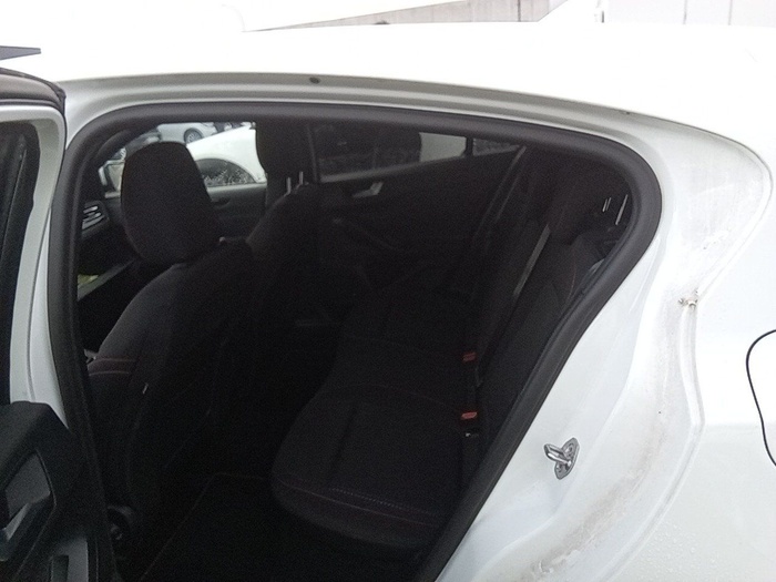 Ford Focus 1.0 Ecoboost MHEV ST-Line X 114 kW (155 CV) Vehículo usado en Madrid Ford Focus 1.0 Ecoboost MHEV ST-Line X 114 kW (155 CV) Vehículo usado en Madrid