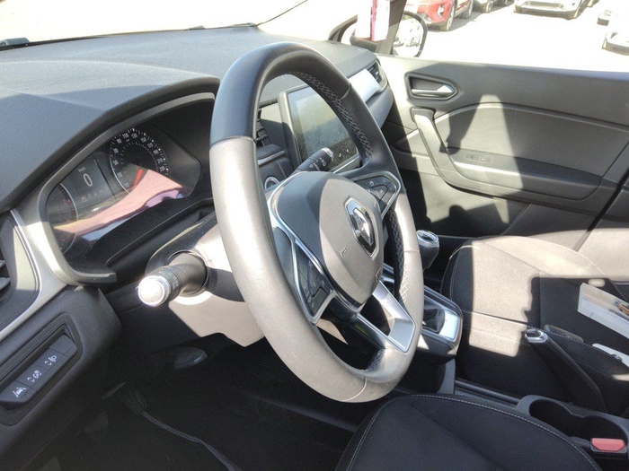 Renault Captur Intens TCe 66 kW (90 CV) Vehículo usado en Madrid Renault Captur Intens TCe 66 kW (90 CV) Vehículo usado en Madrid