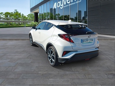 Toyota C-HR 1.8 125H Advance 90 kW (122 CV) 6 Toyota C-HR 1.8 125H Advance 90 kW (122 CV) 6
