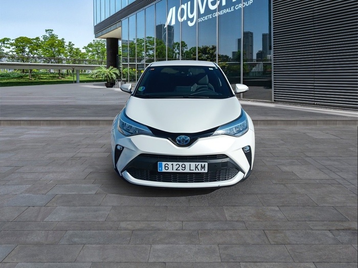 Toyota C-HR 1.8 125H Advance 90 kW (122 CV) Vehículo usado en Madrid Toyota C-HR 1.8 125H Advance 90 kW (122 CV) Vehículo usado en Madrid