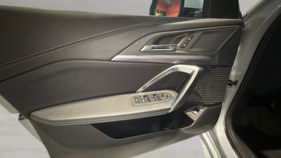 BMW X2 sDrive18d 110 kW (150 CV) 15 BMW X2 sDrive18d 110 kW (150 CV) 15