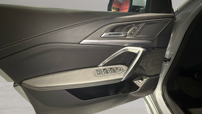 BMW X2 sDrive18d 110 kW (150 CV) Vehículo usado en Madrid BMW X2 sDrive18d 110 kW (150 CV) Vehículo usado en Madrid