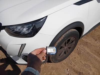 Peugeot 2008 BlueHDi 110 S&S Active Pack 81 kW (110 CV) 8 Peugeot 2008 BlueHDi 110 S&S Active Pack 81 kW (110 CV) 8