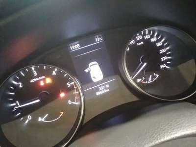 Nissan Qashqai dCi 85 Acenta 85 kW (115 CV) 8 Nissan Qashqai dCi 85 Acenta 85 kW (115 CV) 8