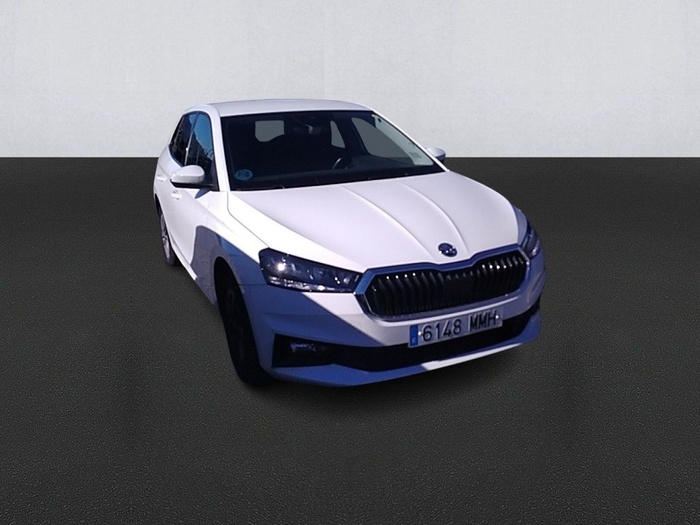 Skoda Fabia 1.0 MPI Essence 59 kW (80 CV) Vehículo usado en Madrid Skoda Fabia 1.0 MPI Essence 59 kW (80 CV) Vehículo usado en Madrid