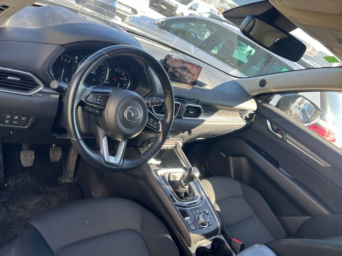 Mazda CX-5 2.2 D Zenith 2WD 110 kW (150 CV) Vehículo usado en Madrid Mazda CX-5 2.2 D Zenith 2WD 110 kW (150 CV) Vehículo usado en Madrid