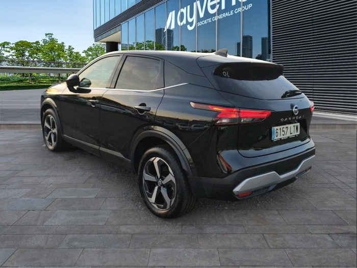 Nissan Qashqai DIG-T 140 mHEV N-Connecta 4x2 103 kW (140 CV) Vehículo usado en Madrid Nissan Qashqai DIG-T 140 mHEV N-Connecta 4x2 103 kW (140 CV) Vehículo usado en Madrid