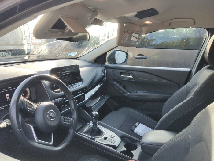 Nissan Qashqai DIG-T 140 mHEV N-Connecta 4x2 103 kW (140 CV) Vehículo usado en Madrid Nissan Qashqai DIG-T 140 mHEV N-Connecta 4x2 103 kW (140 CV) Vehículo usado en Madrid