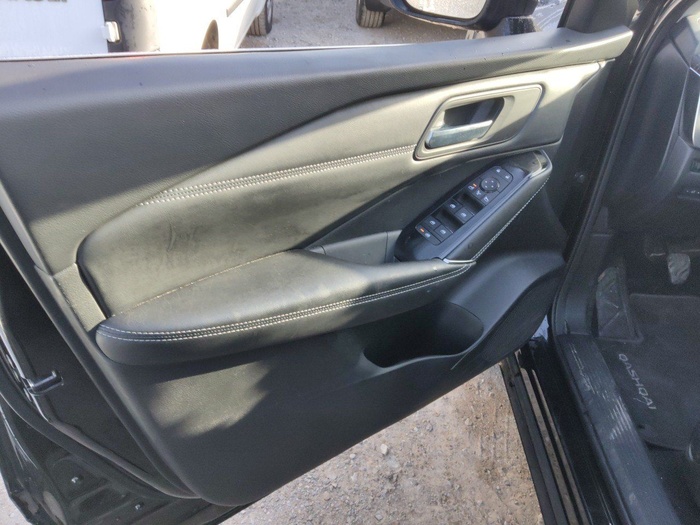 Nissan Qashqai DIG-T 140 mHEV N-Connecta 4x2 103 kW (140 CV) Vehículo usado en Madrid Nissan Qashqai DIG-T 140 mHEV N-Connecta 4x2 103 kW (140 CV) Vehículo usado en Madrid