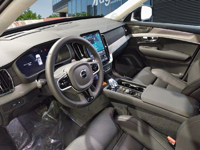 Volvo XC90 T8 Ultimate Dark Recharge AWD Auto 335 kW (455 CV) Vehículo usado en Madrid Volvo XC90 T8 Ultimate Dark Recharge AWD Auto 335 kW (455 CV) Vehículo usado en Madrid