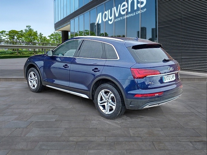 Audi Q5 Advanced 45 TFSI quattro 195 kW (265 CV) S tronic Vehículo usado en Madrid Audi Q5 Advanced 45 TFSI quattro 195 kW (265 CV) S tronic Vehículo usado en Madrid