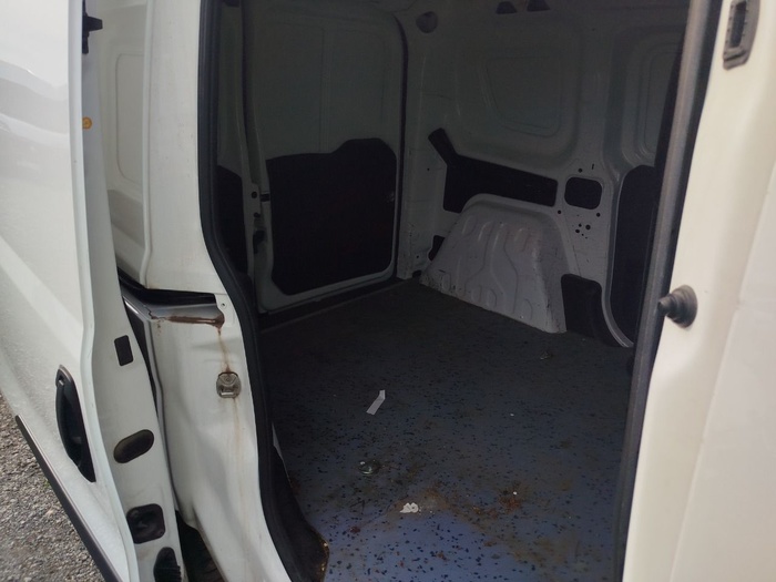 Fiat Dobló Cargo 1.6 Multijet SX 77 kW (105 CV) Vehículo usado en Madrid Fiat Dobló Cargo 1.6 Multijet SX 77 kW (105 CV) Vehículo usado en Madrid