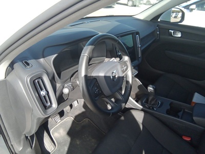 Volvo XC40 D3 110 kW (150 CV) 10 Volvo XC40 D3 110 kW (150 CV) 10