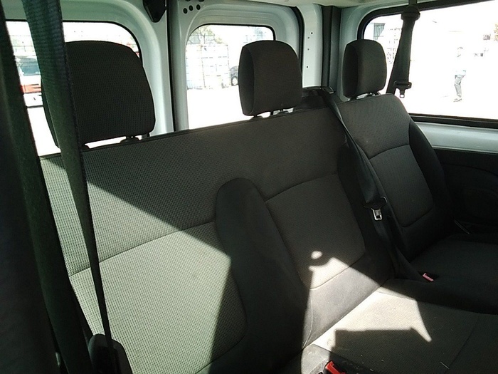 Renault Trafic Authentic Energy Blue dCi 81 kW (110 CV) Vehículo usado en Madrid Renault Trafic Authentic Energy Blue dCi 81 kW (110 CV) Vehículo usado en Madrid