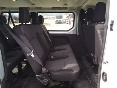 Renault Trafic Authentic Energy Blue dCi 81 kW (110 CV) 9 Renault Trafic Authentic Energy Blue dCi 81 kW (110 CV) 9