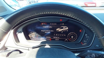 Audi Q5 Design 45 TFSI quattro 180 kW (245 CV) S tronic 7 Audi Q5 Design 45 TFSI quattro 180 kW (245 CV) S tronic 7