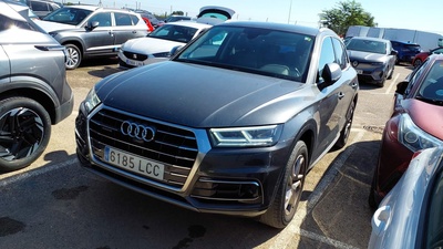 Audi Q5 Design 45 TFSI quattro 180 kW (245 CV) S tronic 10 Audi Q5 Design 45 TFSI quattro 180 kW (245 CV) S tronic 10