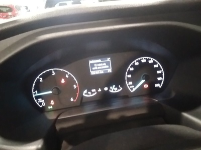 Ford Transit Custom Kombi 2.0 TDCI 320 L2 Trend 96 kW (130 CV) 8 Ford Transit Custom Kombi 2.0 TDCI 320 L2 Trend 96 kW (130 CV) 8