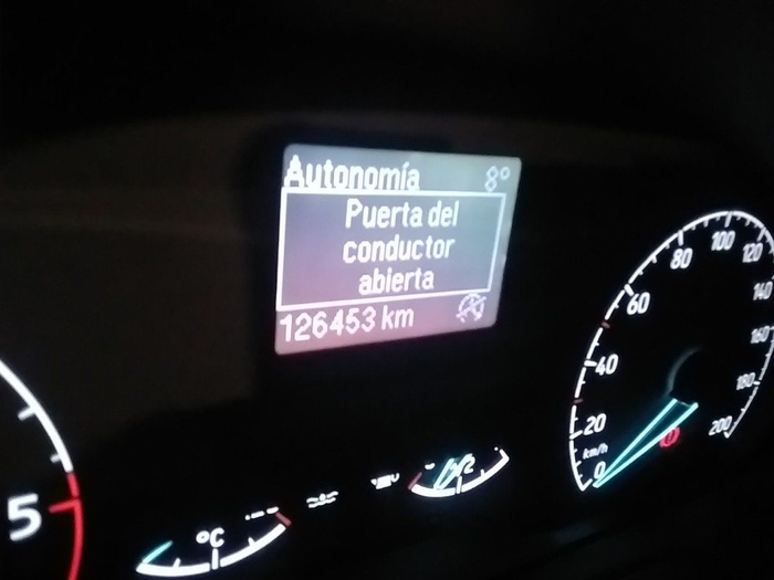 Ford Transit Custom Kombi 2.0 TDCI 320 L2 Trend 96 kW (130 CV) Vehículo usado en Madrid Ford Transit Custom Kombi 2.0 TDCI 320 L2 Trend 96 kW (130 CV) Vehículo usado en Madrid