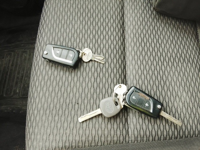 Toyota Hilux 2.4 D-4D Doble Cabina GX 110 kW (150 CV) Vehículo usado en Madrid Toyota Hilux 2.4 D-4D Doble Cabina GX 110 kW (150 CV) Vehículo usado en Madrid