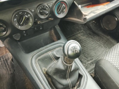 Toyota Hilux 2.4 D-4D Doble Cabina GX 110 kW (150 CV) 14 Toyota Hilux 2.4 D-4D Doble Cabina GX 110 kW (150 CV) 14