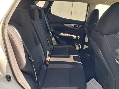 Nissan Qashqai dCi 115 N-Connecta 4x2 85 kW (115 CV) 11 Nissan Qashqai dCi 115 N-Connecta 4x2 85 kW (115 CV) 11