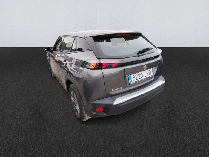 Peugeot 2008 BlueHDi 110 S&S Active Pack 81 kW (110 CV) Vehículo usado en Madrid Peugeot 2008 BlueHDi 110 S&S Active Pack 81 kW (110 CV) Vehículo usado en Madrid