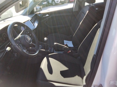 Audi A1 Sportback 25 TFSI 70 kW (95 CV) 10 Audi A1 Sportback 25 TFSI 70 kW (95 CV) 10