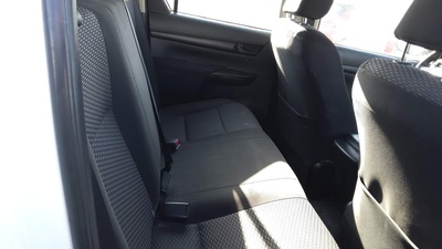 Toyota Hilux 2.4 D-4D Doble Cabina GX 110 kW (150 CV) 11 Toyota Hilux 2.4 D-4D Doble Cabina GX 110 kW (150 CV) 11