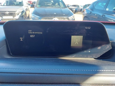 Mazda CX-30 2.0 e-Skyactiv-X Zenith 137 kW (186 CV) 14 Mazda CX-30 2.0 e-Skyactiv-X Zenith 137 kW (186 CV) 14