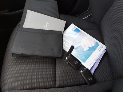 Mazda CX-30 2.0 e-Skyactiv-X Zenith 137 kW (186 CV) 9 Mazda CX-30 2.0 e-Skyactiv-X Zenith 137 kW (186 CV) 9