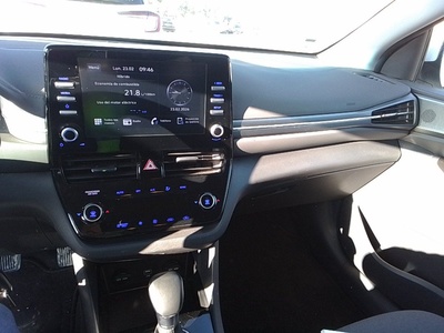 Hyundai Ioniq 1.6 GDI HEV Klass DCT 104 kW (141 CV) 11 Hyundai Ioniq 1.6 GDI HEV Klass DCT 104 kW (141 CV) 11