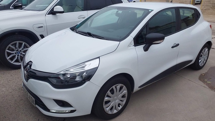Renault Clio Business dCi 66 kW (90 CV) Vehículo usado en Madrid Renault Clio Business dCi 66 kW (90 CV) Vehículo usado en Madrid