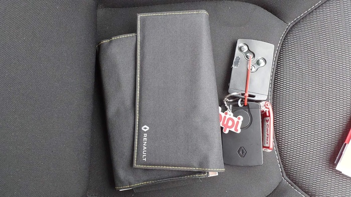 Renault Clio Business dCi 66 kW (90 CV) Vehículo usado en Madrid Renault Clio Business dCi 66 kW (90 CV) Vehículo usado en Madrid