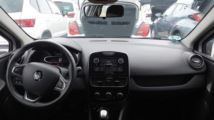 Renault Clio Business dCi 66 kW (90 CV) Vehículo usado en Madrid Renault Clio Business dCi 66 kW (90 CV) Vehículo usado en Madrid