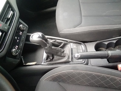 Skoda Kamiq 1.0 TSI Ambition DSG 81 kW (110 CV) 10 Skoda Kamiq 1.0 TSI Ambition DSG 81 kW (110 CV) 10