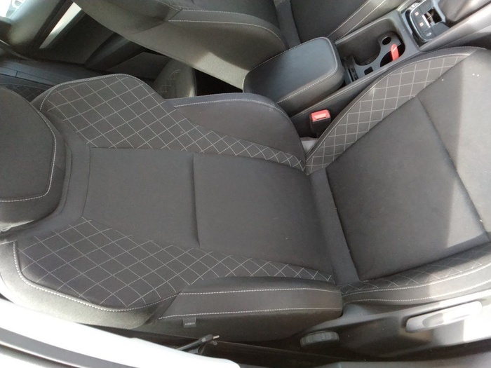 Skoda Karoq 2.0 TDI Ambition 4X4 DSG 110 kW (150 CV) Vehículo usado en Madrid Skoda Karoq 2.0 TDI Ambition 4X4 DSG 110 kW (150 CV) Vehículo usado en Madrid