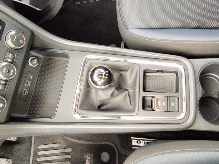 SEAT Ateca 1.0 TSI S&S Ecomotive Style Edition Nav 85 kW (115 CV) Vehículo usado en Madrid SEAT Ateca 1.0 TSI S&S Ecomotive Style Edition Nav 85 kW (115 CV) Vehículo usado en Madrid