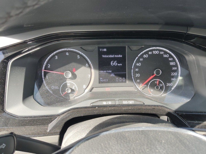 Volkswagen Polo Advance 1.0 TSI 70 kW (95 CV) Vehículo usado en Madrid Volkswagen Polo Advance 1.0 TSI 70 kW (95 CV) Vehículo usado en Madrid