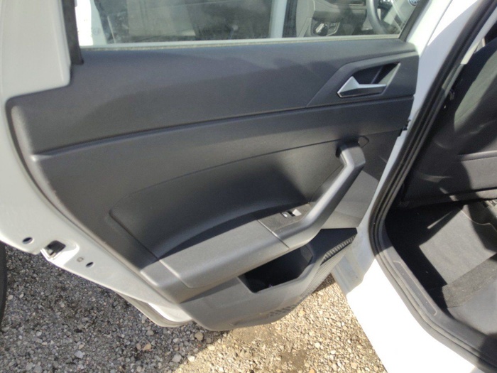 Volkswagen Polo Advance 1.0 TSI 70 kW (95 CV) Vehículo usado en Madrid Volkswagen Polo Advance 1.0 TSI 70 kW (95 CV) Vehículo usado en Madrid