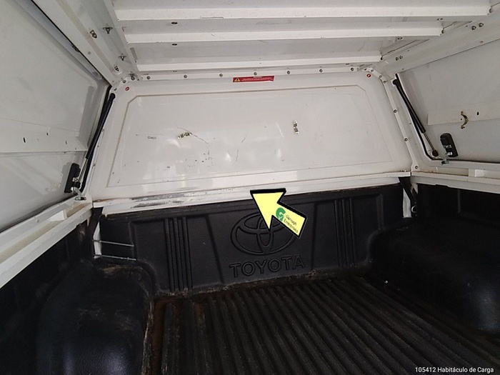 Toyota Hilux 2.4 D-4D Doble Cabina GX 110 kW (150 CV) Vehículo usado en Madrid Toyota Hilux 2.4 D-4D Doble Cabina GX 110 kW (150 CV) Vehículo usado en Madrid