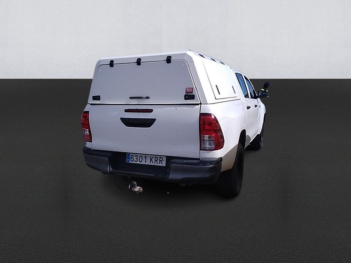 Toyota Hilux 2.4 D-4D Doble Cabina GX 110 kW (150 CV) Vehículo usado en Madrid Toyota Hilux 2.4 D-4D Doble Cabina GX 110 kW (150 CV) Vehículo usado en Madrid