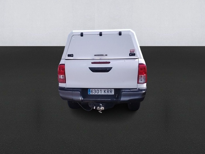 Toyota Hilux 2.4 D-4D Doble Cabina GX 110 kW (150 CV) Vehículo usado en Madrid Toyota Hilux 2.4 D-4D Doble Cabina GX 110 kW (150 CV) Vehículo usado en Madrid